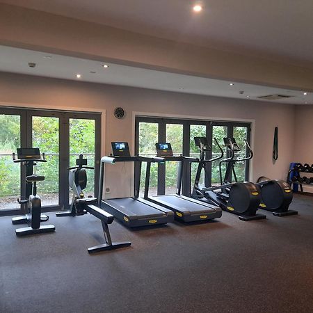 Crow'S Nest Penthouse Apartment With Free Spa Access Somerford Keynes Εξωτερικό φωτογραφία