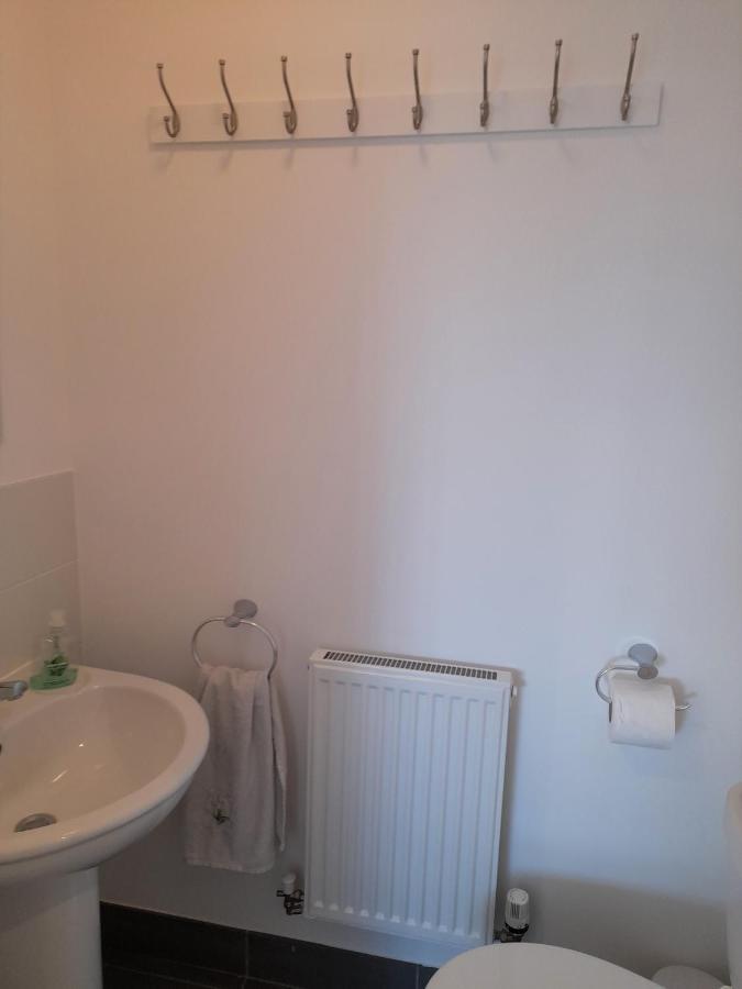 Crow'S Nest Penthouse Apartment With Free Spa Access Somerford Keynes Εξωτερικό φωτογραφία