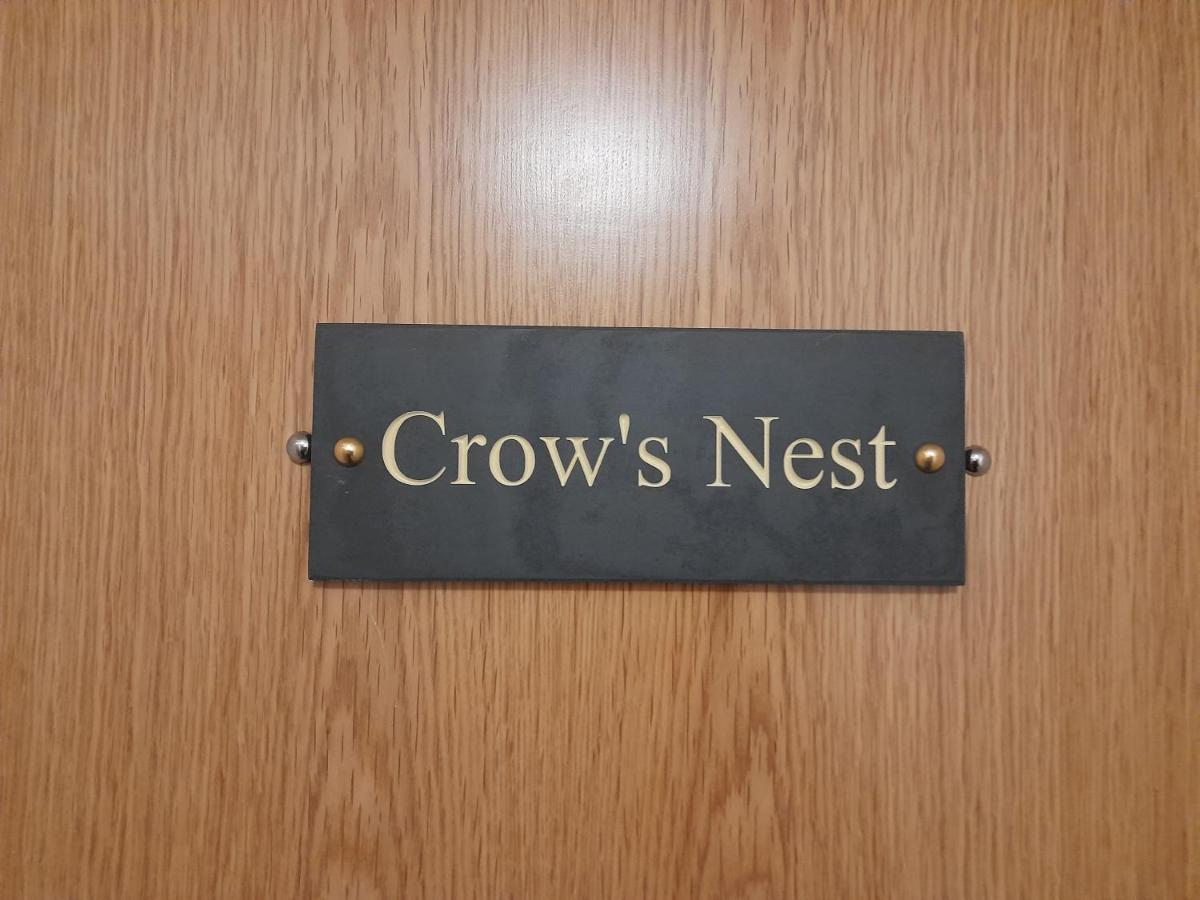 Crow'S Nest Penthouse Apartment With Free Spa Access Somerford Keynes Εξωτερικό φωτογραφία
